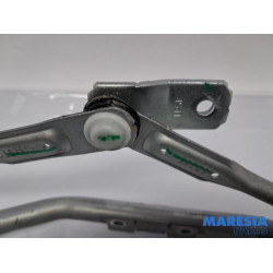 Renault - Trafic - Wiper mechanism