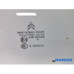 Citroen - C6 - Rear door window 4-door, left