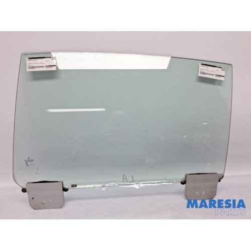 Citroen - C6 - Rear door window 4-door, left