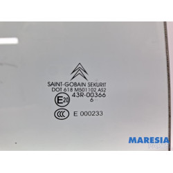 Citroen - C6 - Rear door window 4-door door, rear right
