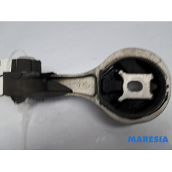 Renault - Trafic - Engine mount