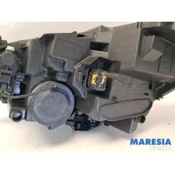 Peugeot - 208 - Phare droit