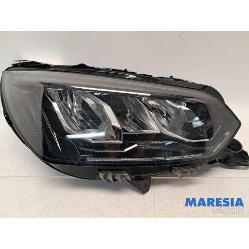 Peugeot - 208 - Koplamp rechts