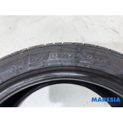 Peugeot - 307 - Tyre