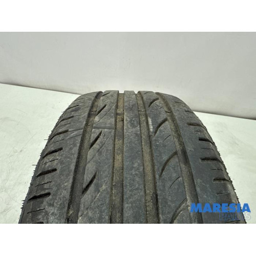 Peugeot - 307 - Tyre
