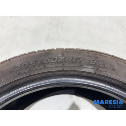 Peugeot - 307 - Tyre