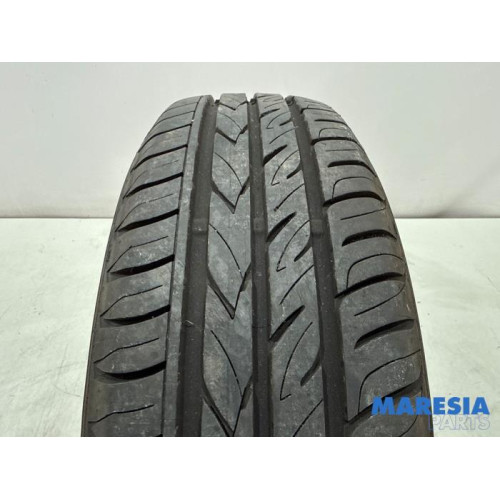 Peugeot - 208 - Band