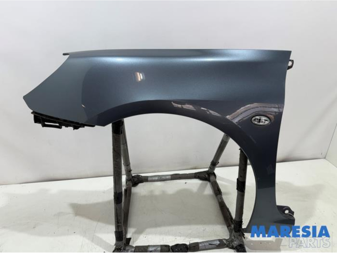 Peugeot - 307 - Front wing, left