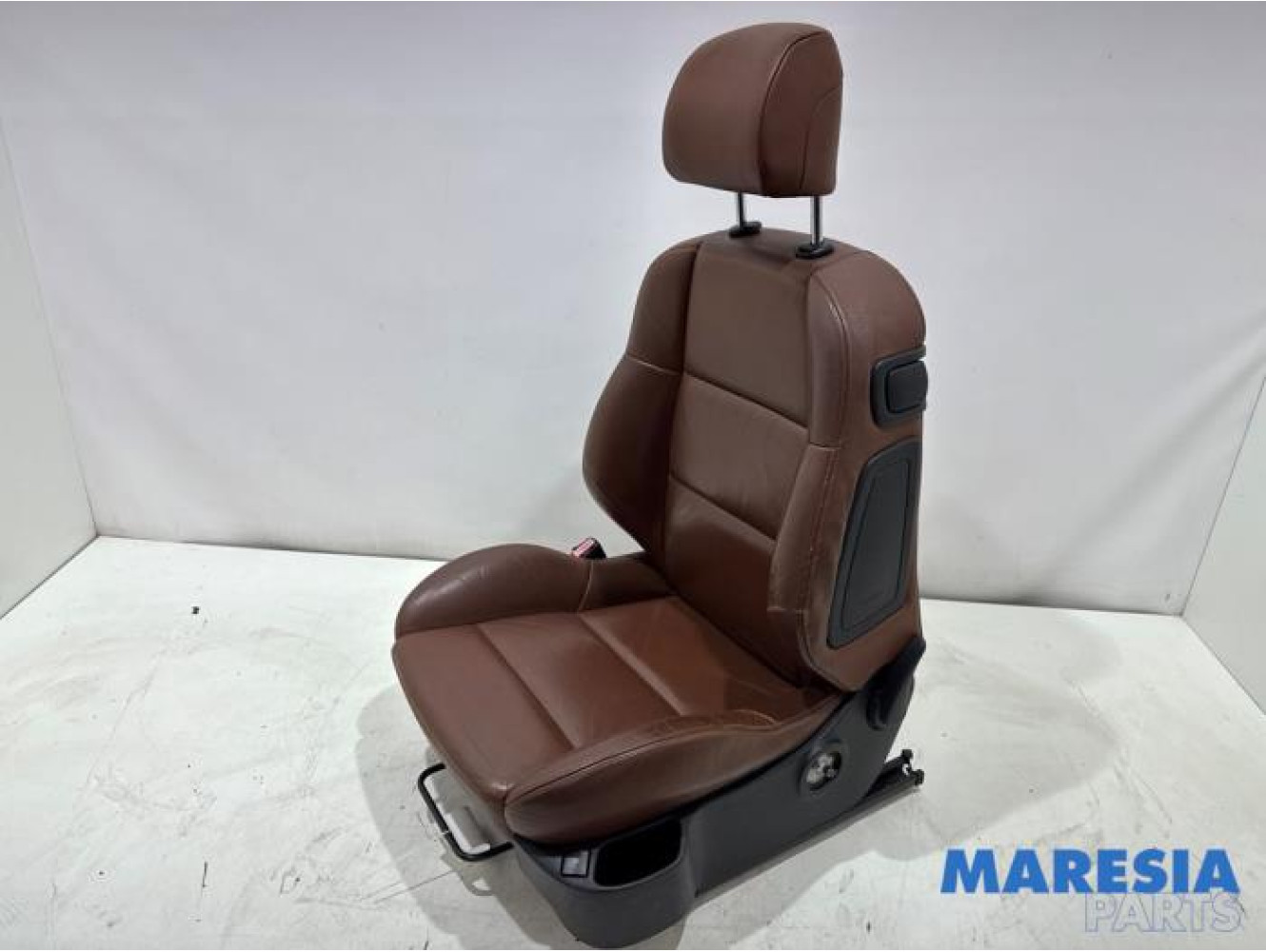 Peugeot - 307 - Seat, left