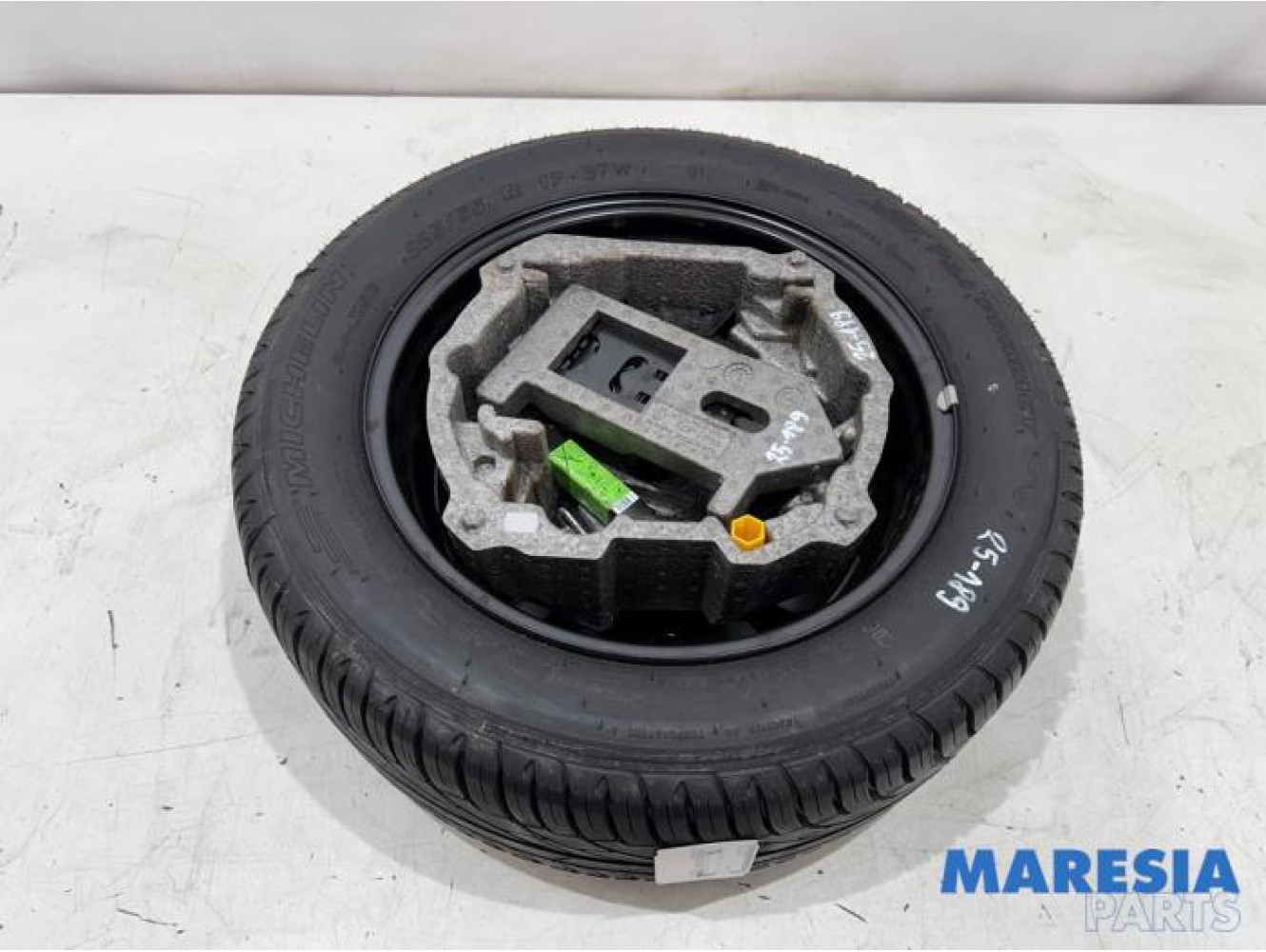 Citroen - C6 - Krikset + reservewiel