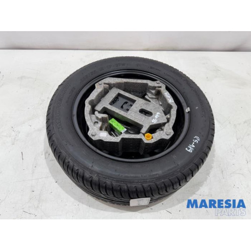 Citroen - C6 - Krikset + reservewiel