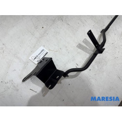 Renault - Trafic - Barre radiateur