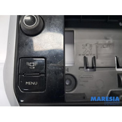 Peugeot - 208 - Radiobedienings paneel