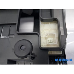 Peugeot - 208 - Radiobedienings paneel