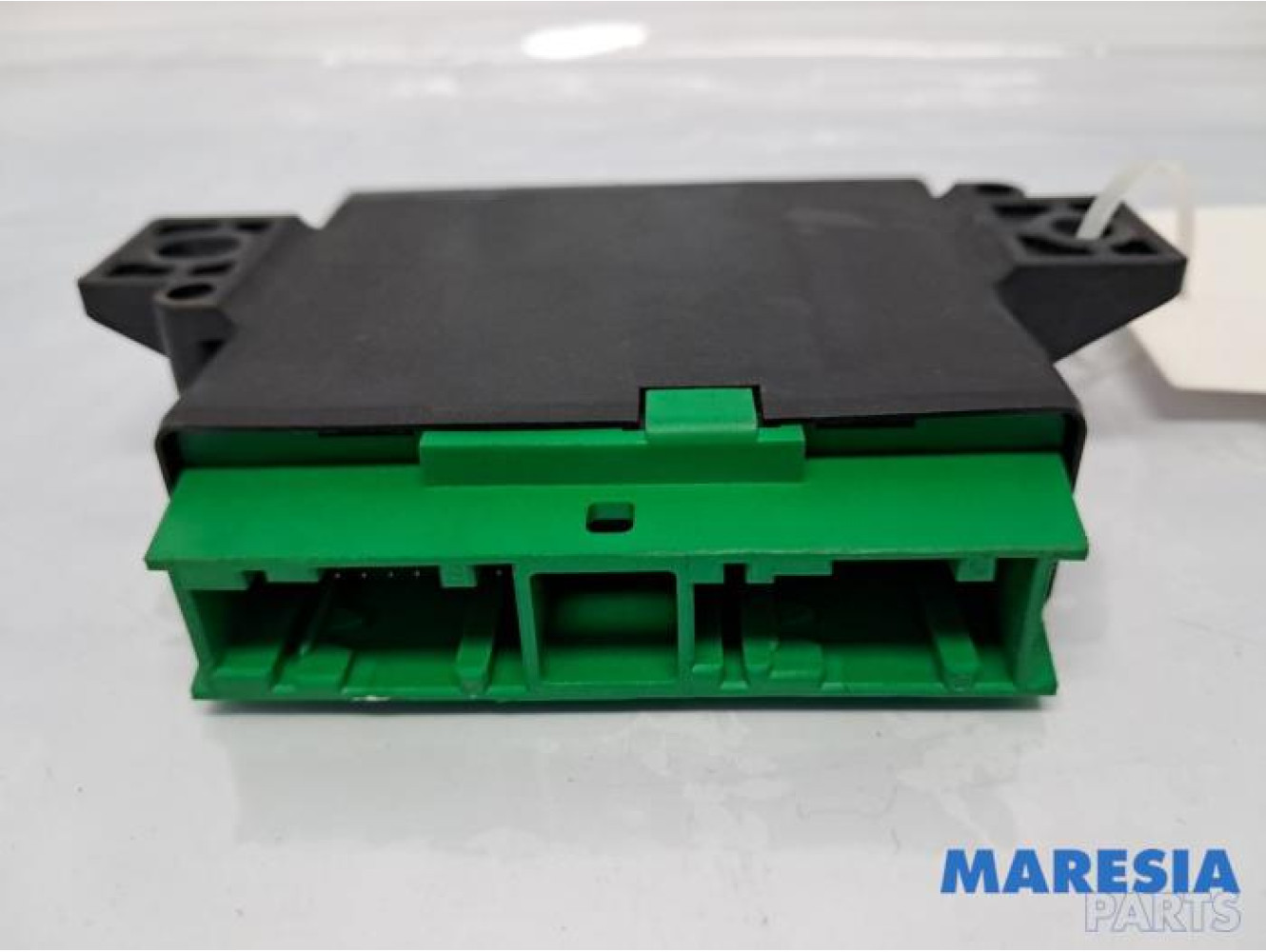 Peugeot - 208 - PDC Module