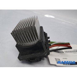 Peugeot - 208 - Kachel Weerstand