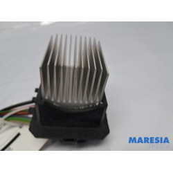 Peugeot - 208 - Kachel Weerstand