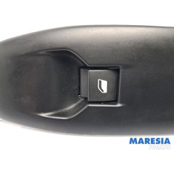 Peugeot - 208 - Commutateur vitre électrique