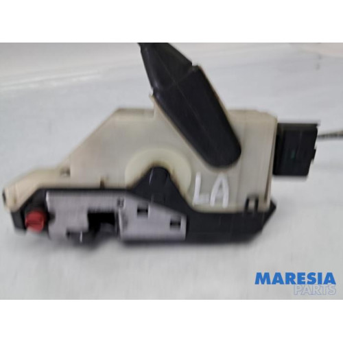 Peugeot - 208 - Deurslot Mechaniek 4Deurs links-achter