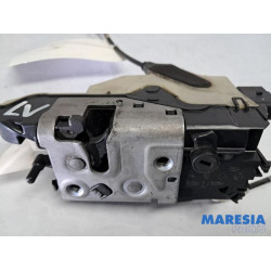 Peugeot - 208 - Türschlossmechanik 4-türig links vorne