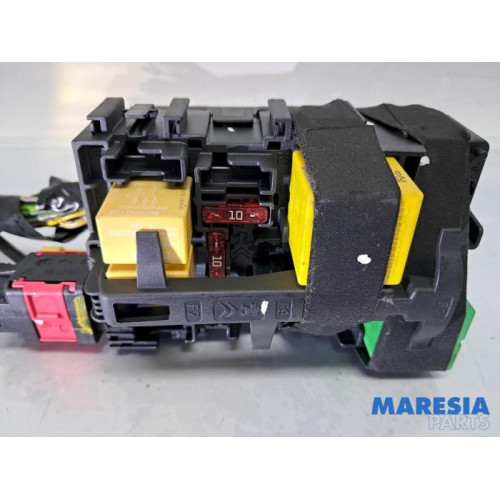 Peugeot - 208 - Boîte à fusibles
