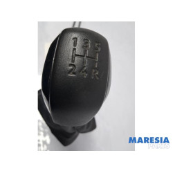 Peugeot - 208 - Gear stick