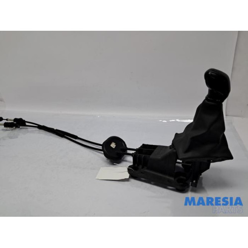 Peugeot - 208 - Gear stick