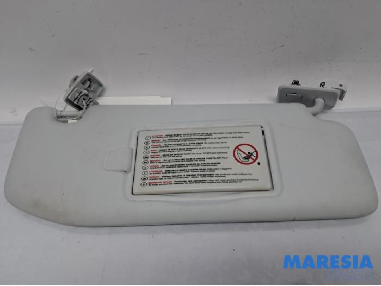 Peugeot - 208 - Sonnenblende