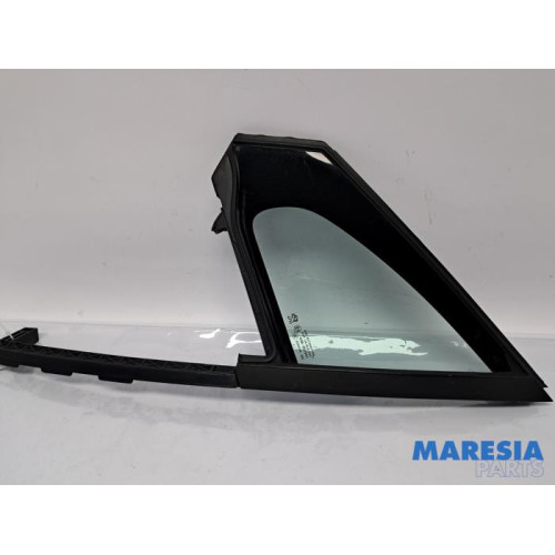 Peugeot - 208 - Vitre triangulaire avant gauche