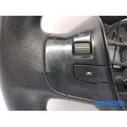 Peugeot - 208 - Steering wheel