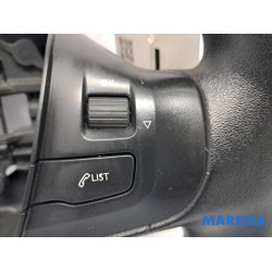 Peugeot - 208 - Steering wheel
