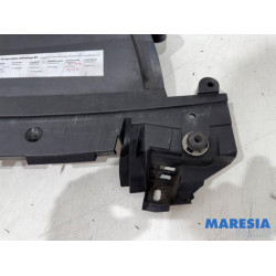 Citroen - C6 - Grille holder