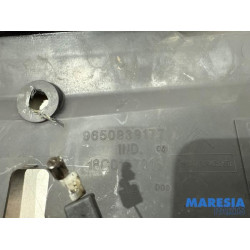 Citroen - C6 - Grille holder