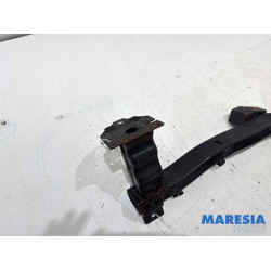 Citroen - C6 - Radiatorbalken