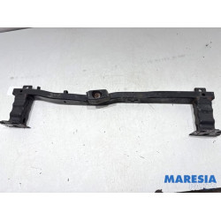 Citroen - C6 - Radiatorbalken