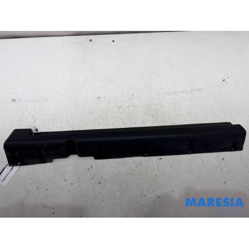 Citroen - C6 - Door sill left
