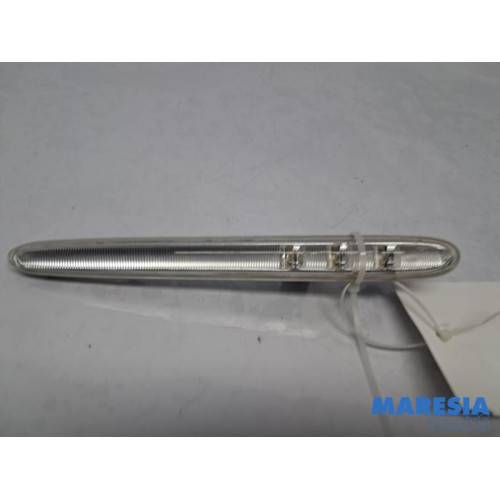 Alfa Romeo - Giulietta - Indicator lens, front left