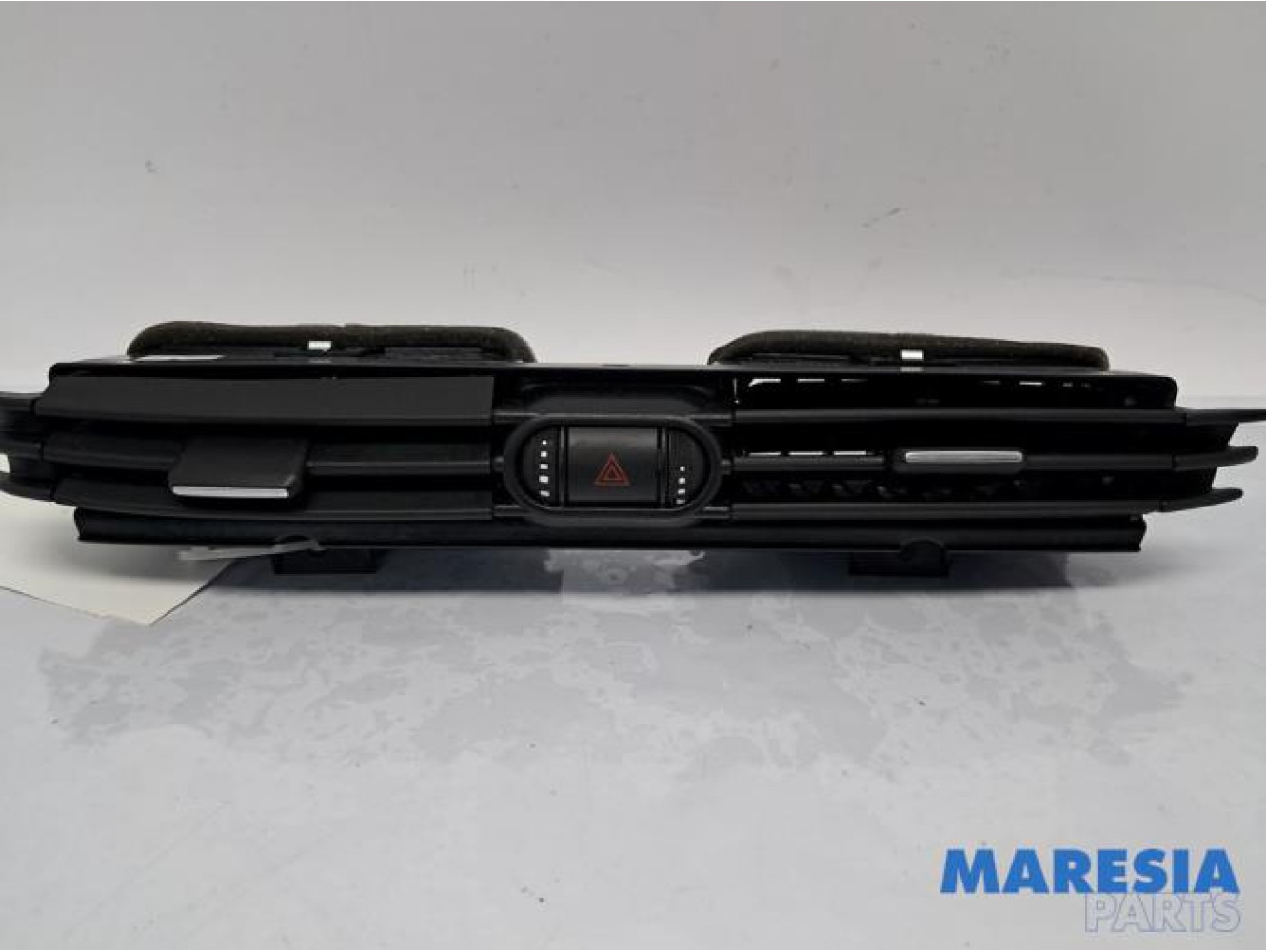 Alfa Romeo - Giulietta - Luchtrooster Dashboard