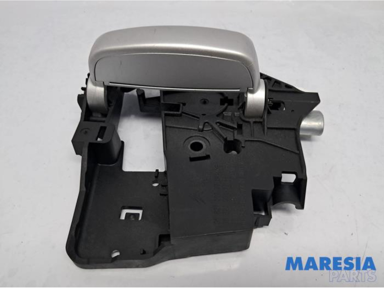 Peugeot - Partner - Portiergreep 4Deurs links-achter