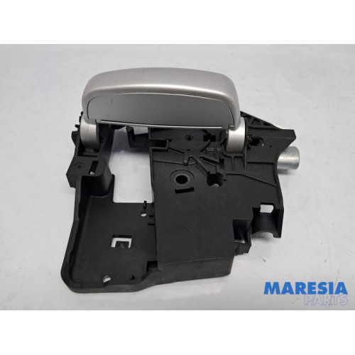 Peugeot - Partner - Portiergreep 4Deurs links-achter