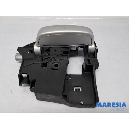 Peugeot - Partner - Türgriff 4-türig rechts hinten