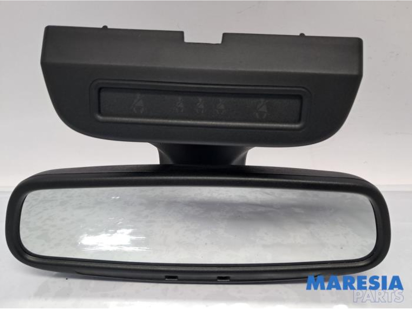 Alfa Romeo - Giulietta - Rear view mirror