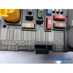 Peugeot - Partner - Boîte à fusibles