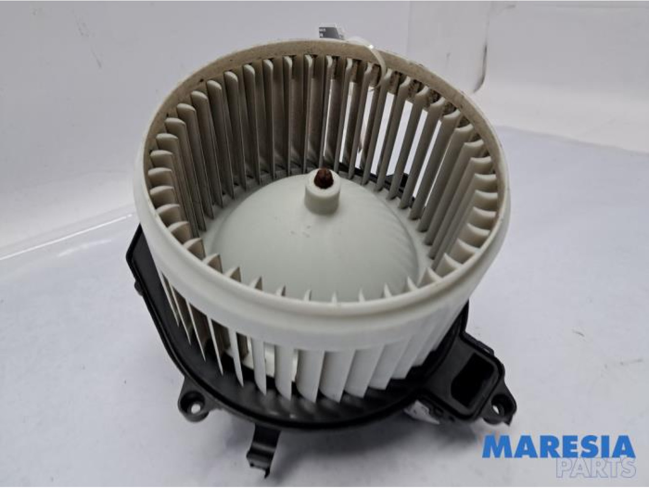 Peugeot - Partner - Heating and ventilation fan motor