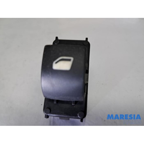 Peugeot - Partner - Electric window switch