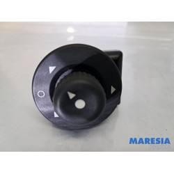Peugeot - Partner - Mirror switch