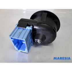 Peugeot - Partner - Mirror switch