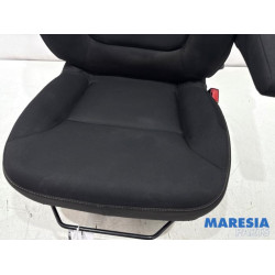 Renault - Trafic - Stoel rechts