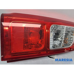 Peugeot - Partner - Achterlicht links