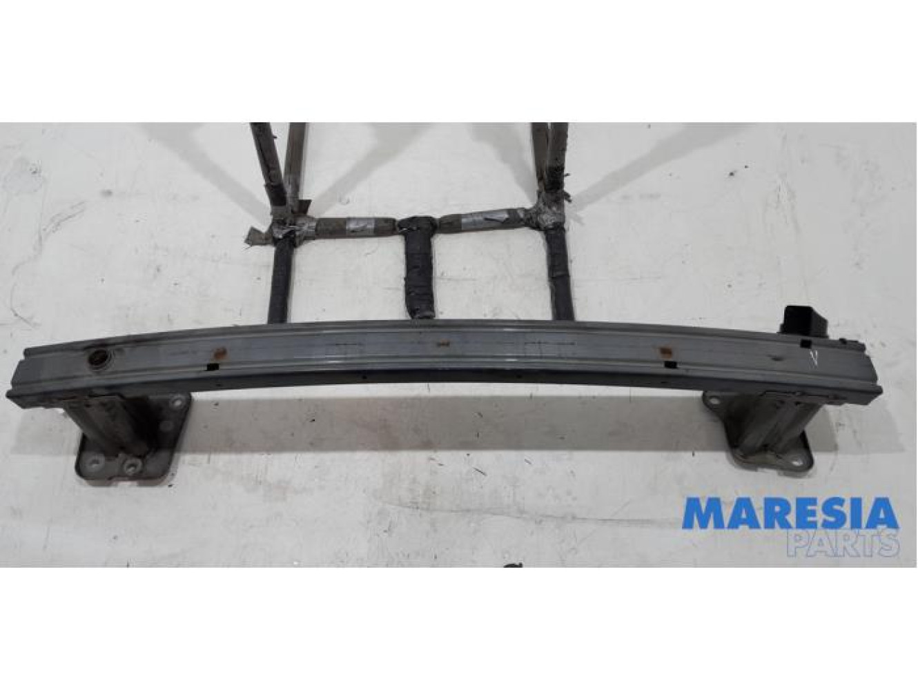 Renault - Trafic - Cadre pare-chocs avant